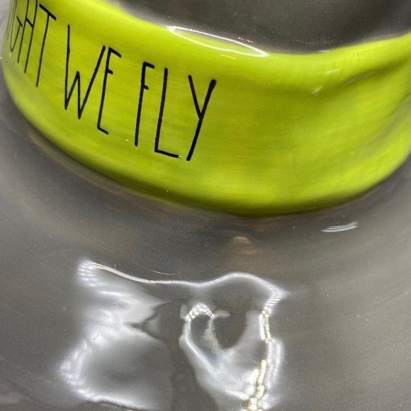 NWT Rae Dunn Tonight We Fly Witch Hat Bird House & Feeder - Garden / Gift - Picture 5 of 7